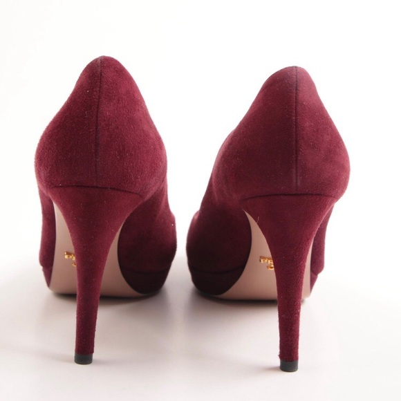 PRADA | Platform Suede Pumps - Picture 5 of 7